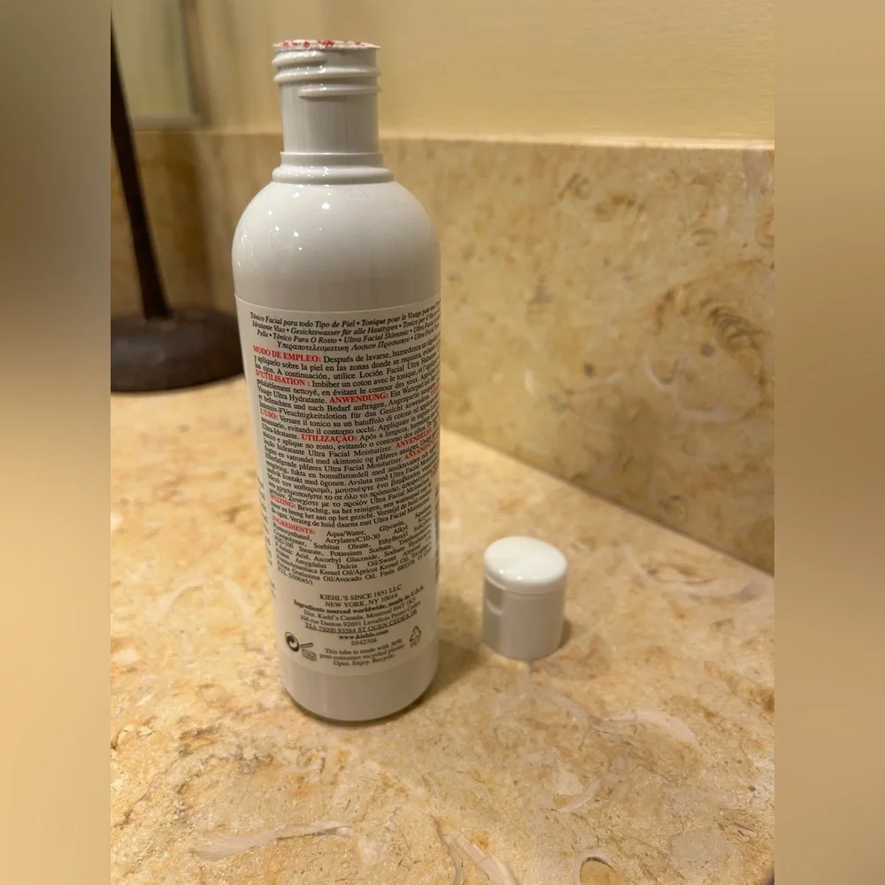 Kiehl's NWT Ultra Facial Toner - Picture 5 of 5